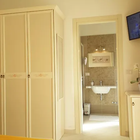 Afrodite Pensionat 4*